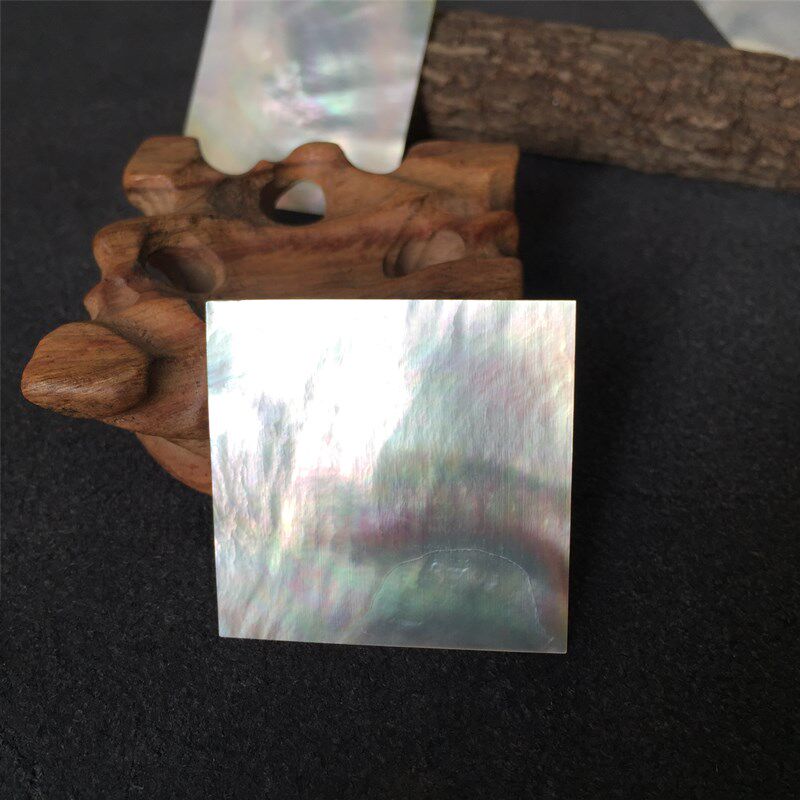 30x30x0.5mm Natural White Moth - Musical Instrument Craft 评论和价格