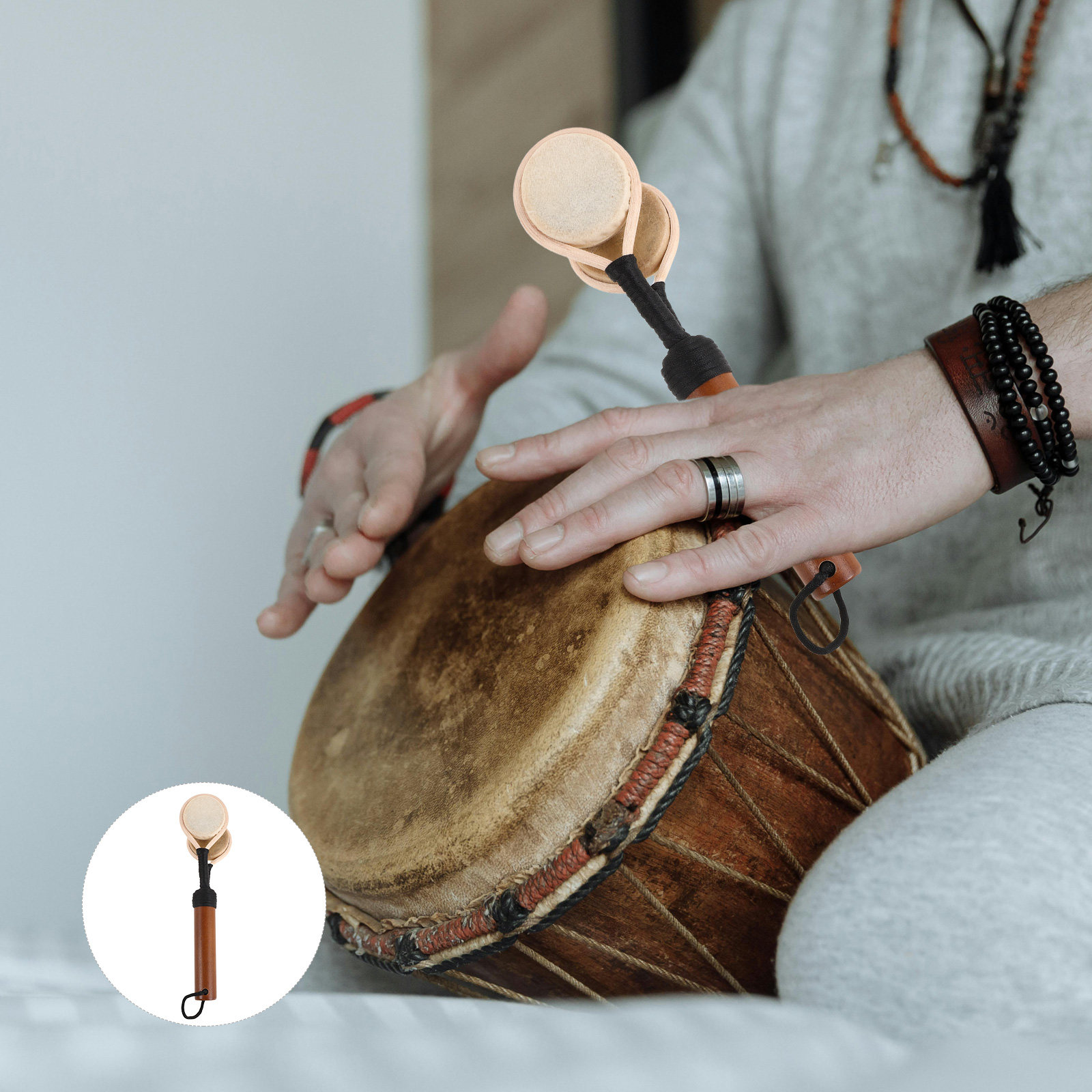 Double Drum Shaker Traditional - A Musical Instrument You Shake 评论和价格